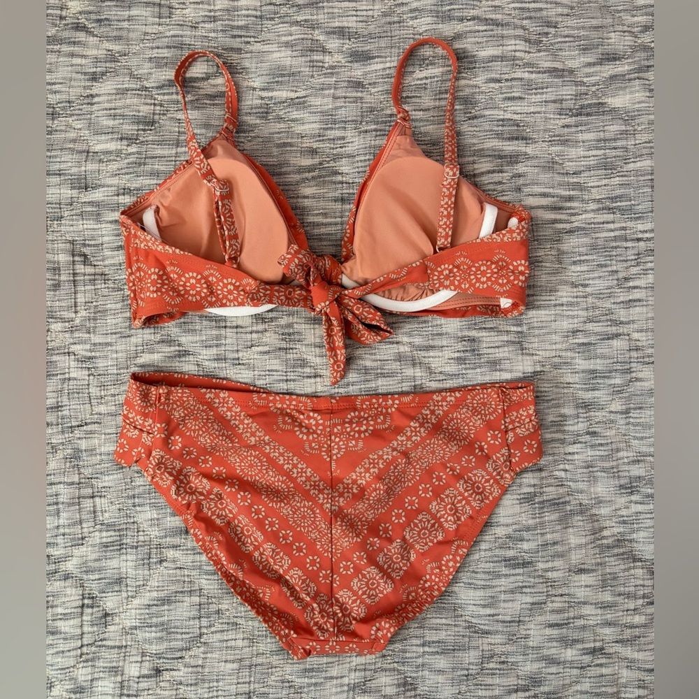 Robin Piccone Bikini Set Sz Medium NWOT | Robin Piccone 2-Piece Bikini Set NEW- - Picture 2 of 8